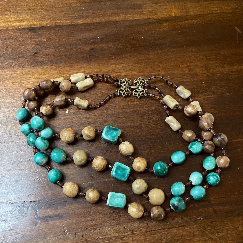 Multi-Stone/Layered Necklace - Picture 4 of 4